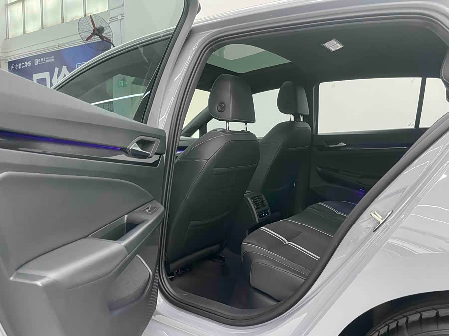 Volkswagen Golf 2021 #20 Volkswagen Golf 2021 car image #20