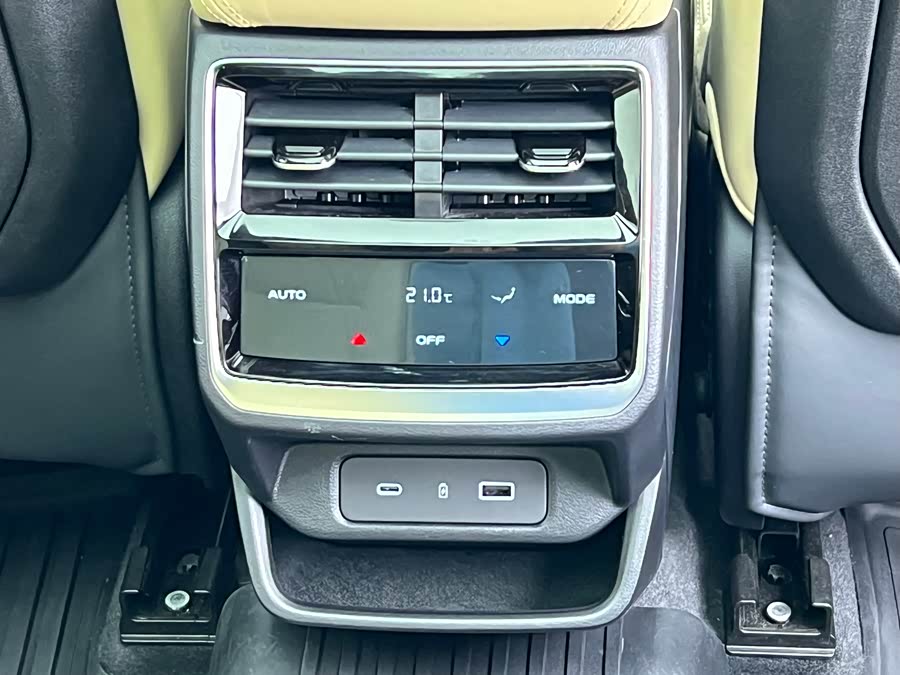GEELY Monjaro 2024 immagine di auto #20