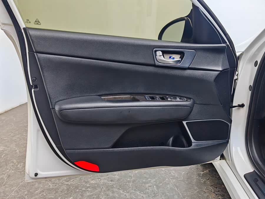 起亚 起亚K5 2016 汽车图片 #20