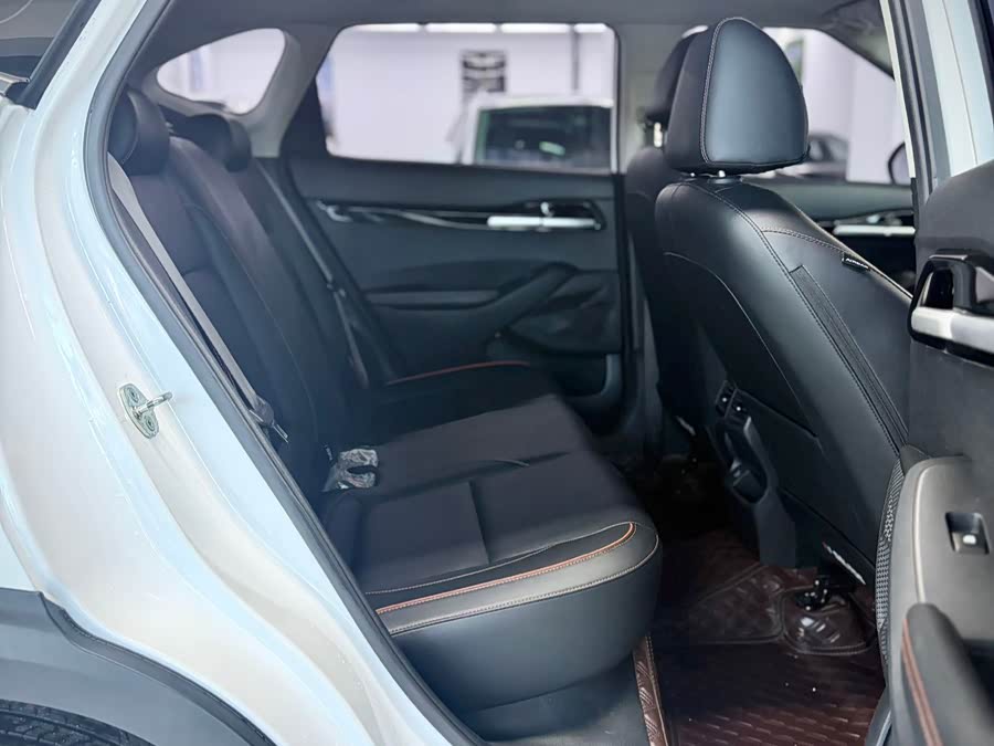 Kia Seltos 2023 imagen de coche #20