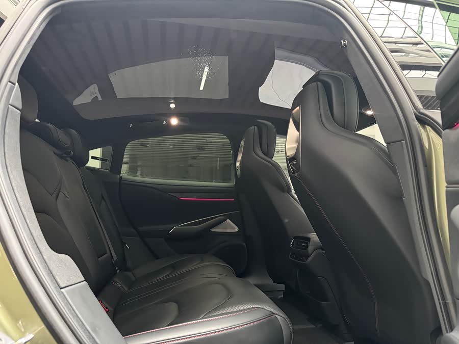 MI SU7 2024 car image #20