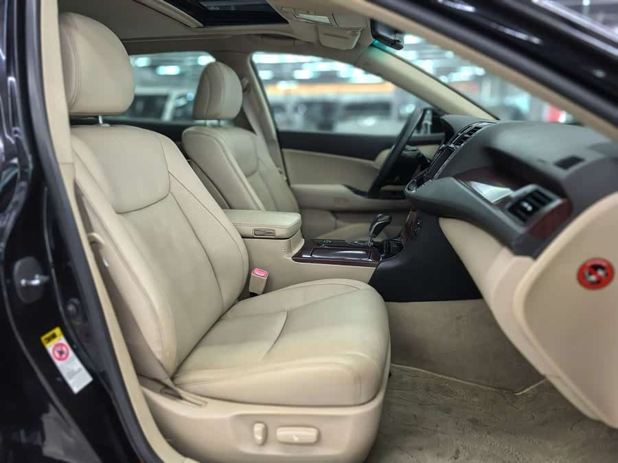 丰田 皇冠 2011 汽车图片 #20