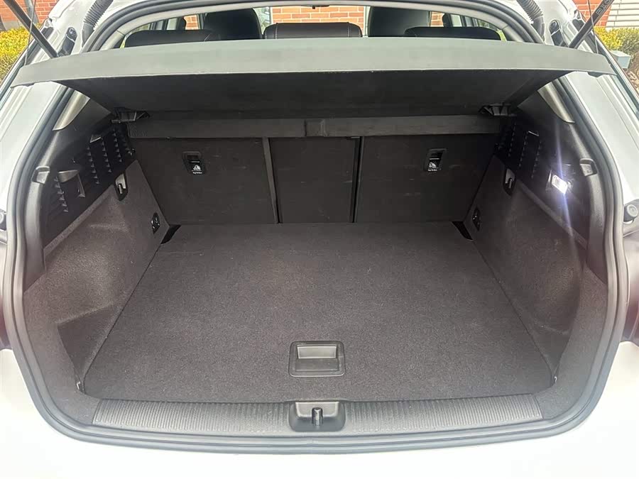 Audi Q2L 2024 #20 Audi Q2L 2024 car image #20
