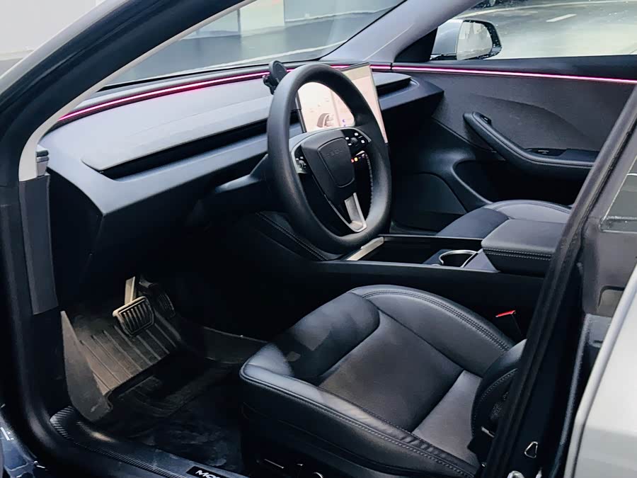 特斯拉 Model 3 2025 汽车图片 #20