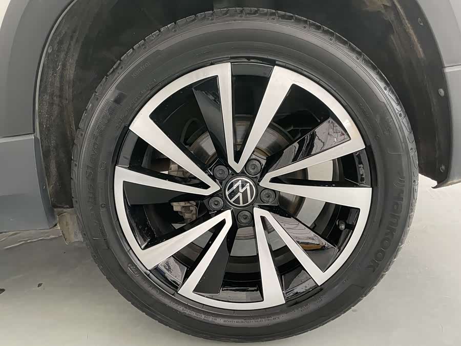 Volkswagen Tharu 2021 #20 Volkswagen Tharu 2021 car image #20