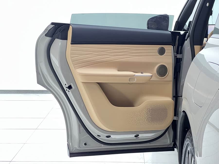 Exceed Stellar Era ET 2024 image de voiture #20