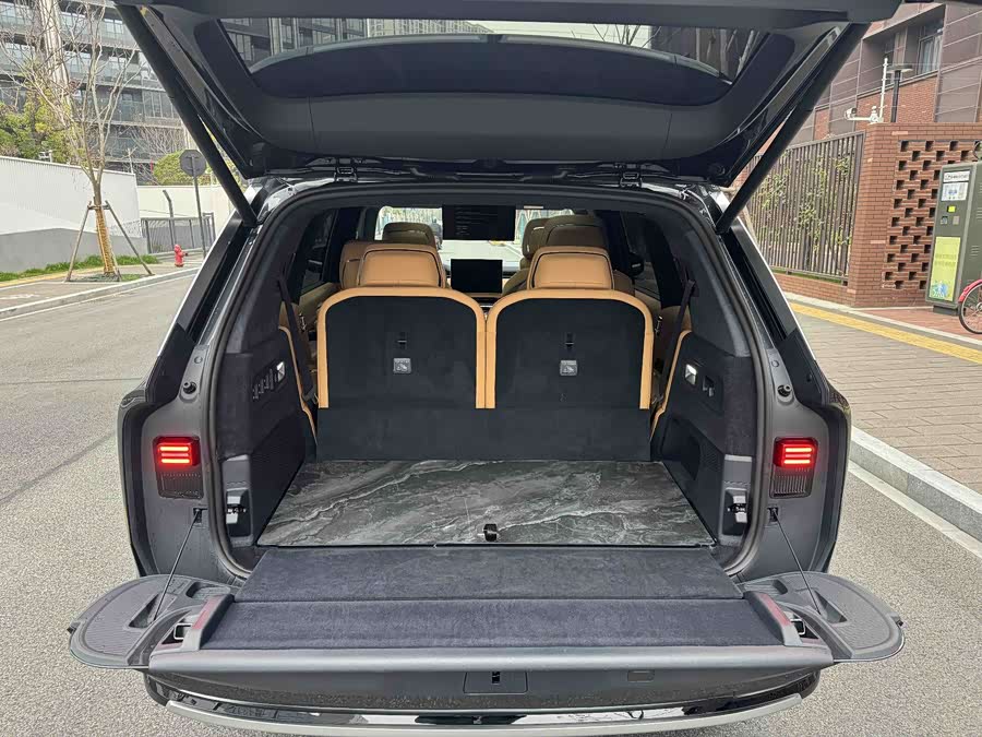 极氪 极氪9X 2025 汽车图片 #20