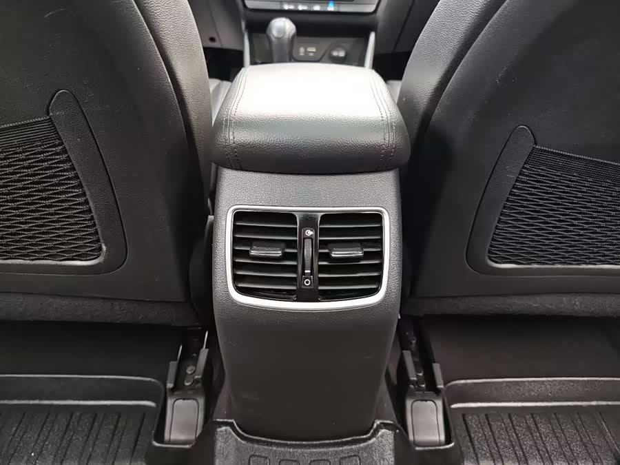 Hyundai Tucson 2015 car image #20