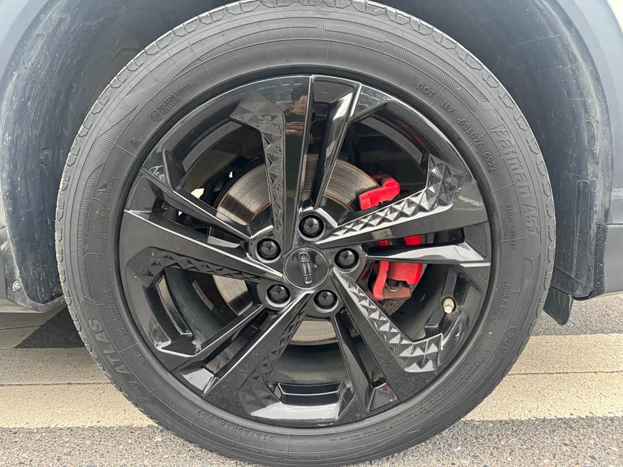 GEELY Coolray 2023 car image #20