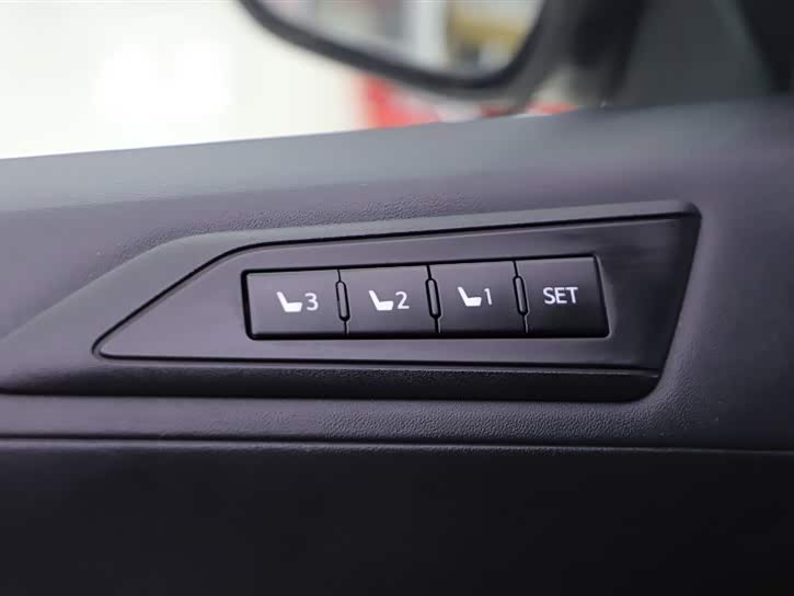 Toyota Alphard 2016 imagen de coche #20