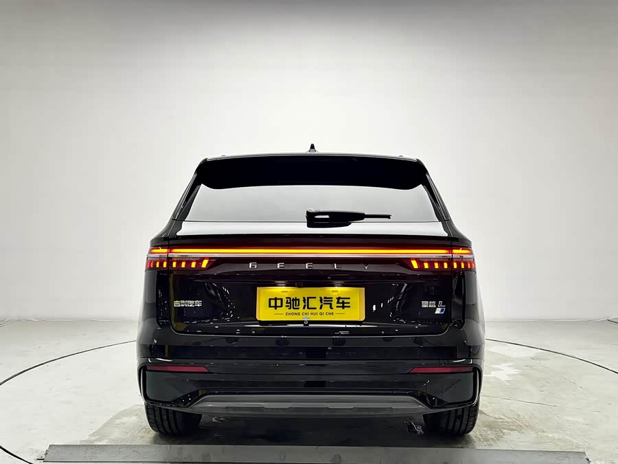 GEELY 2025 car image #20