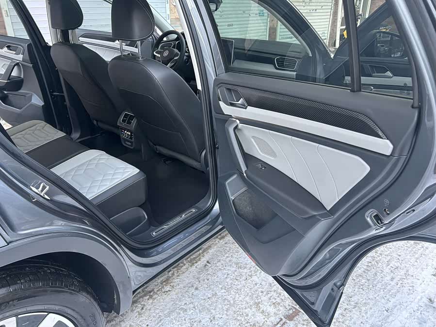 Volkswagen Tayron 2023 car image #20