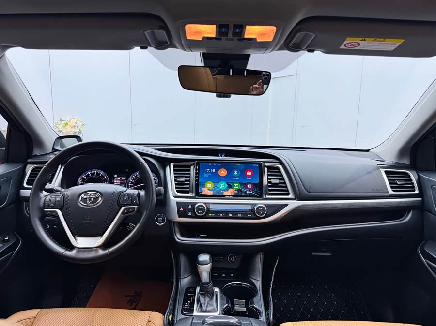 Toyota Highlander 2020 car image #20