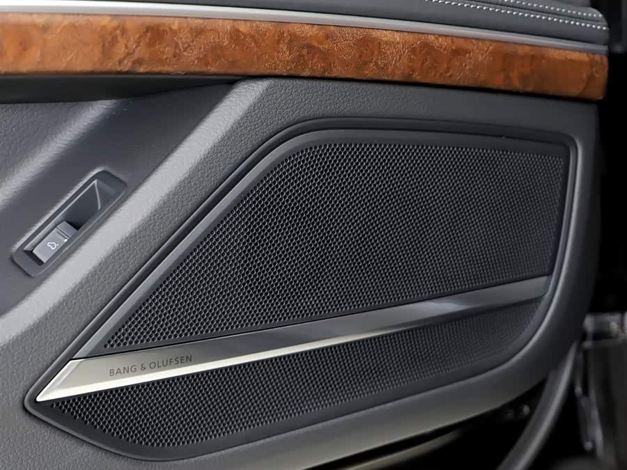 Audi A8 2022 imagen de coche #20