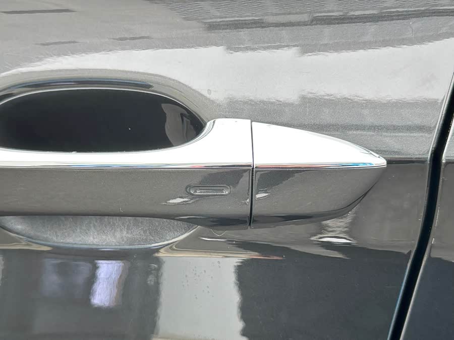 Volkswagen Sagitar 2023 car image #20