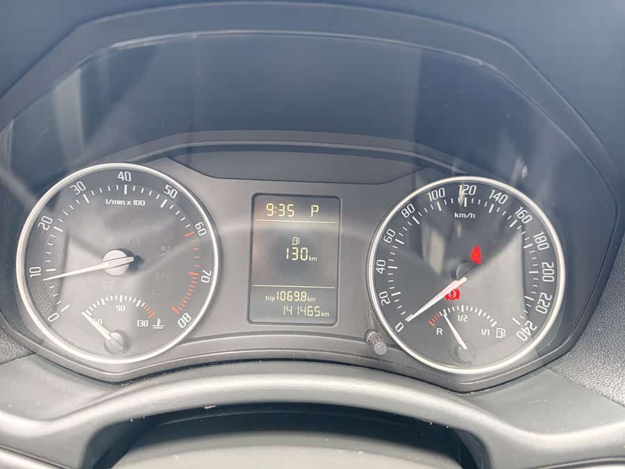 Skoda Octavia 2012 car image #20