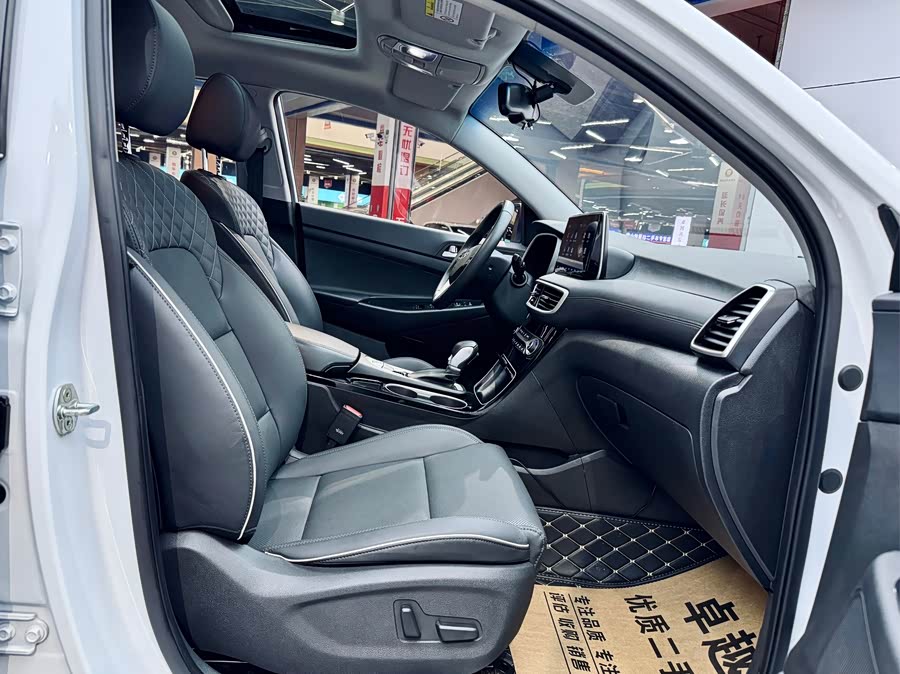 Hyundai Tucson 2021 car image #20