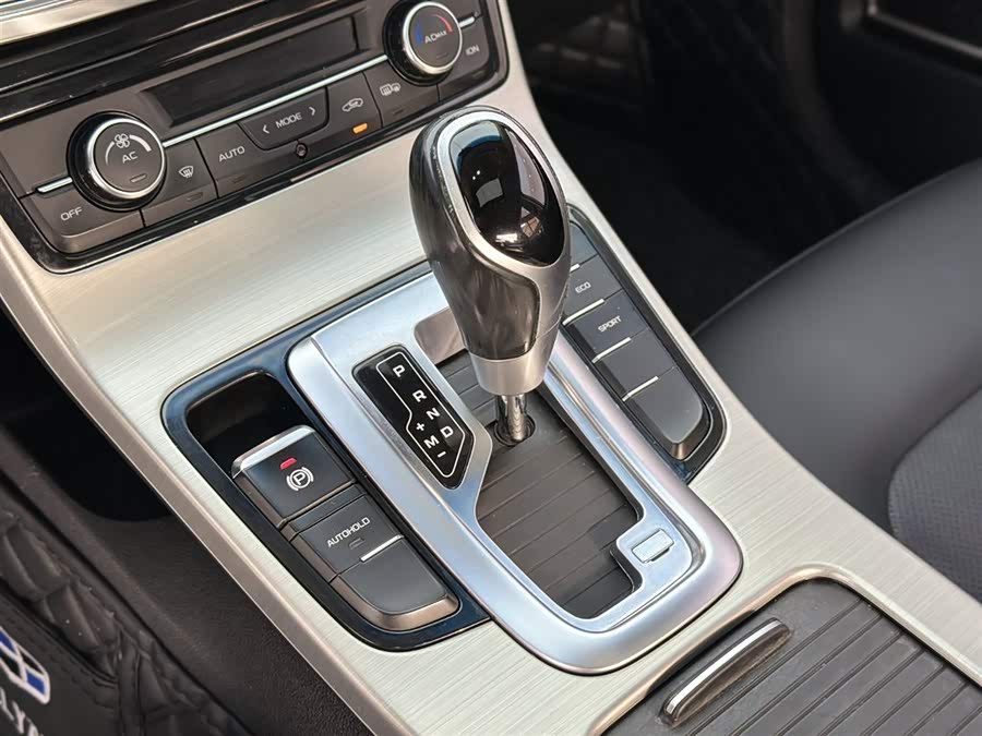 GEELY Emgrand GL 2017 #20 GEELY Emgrand GL 2017 car image #20