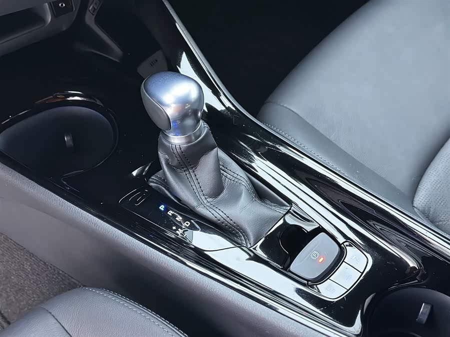 Toyota Izoa 2020 car image #20