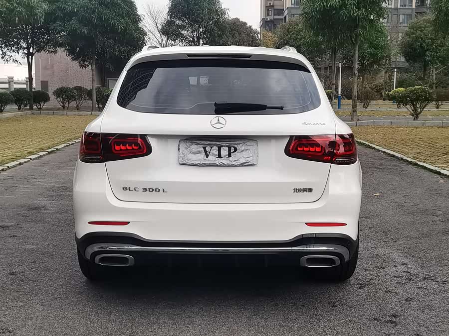 Mercedes-Benz GLC Class 2022 car image #20