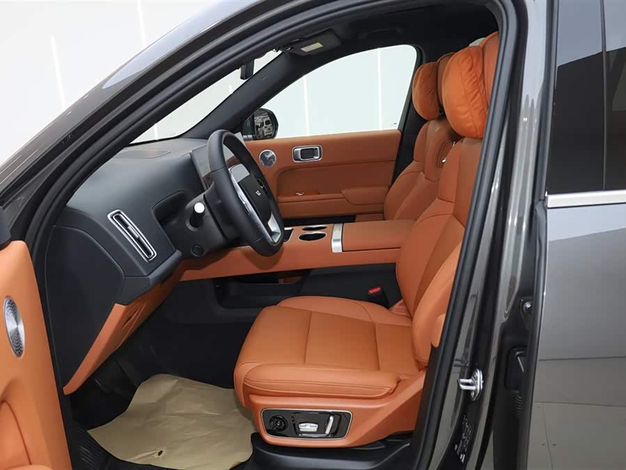 Li L7 2025 immagine di auto #20