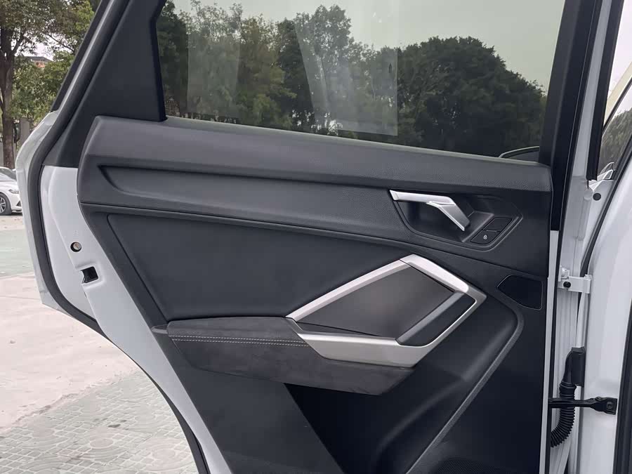 Audi Q3 2022 #20 Audi Q3 2022 car image #20