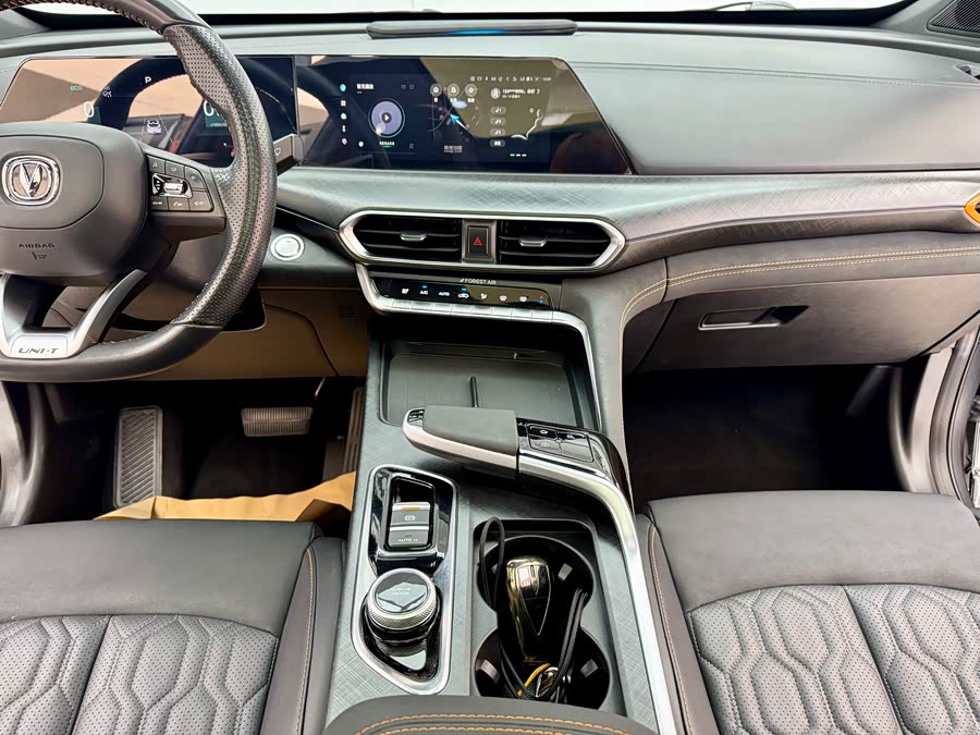 Changan UNI-T 2022 car image #20