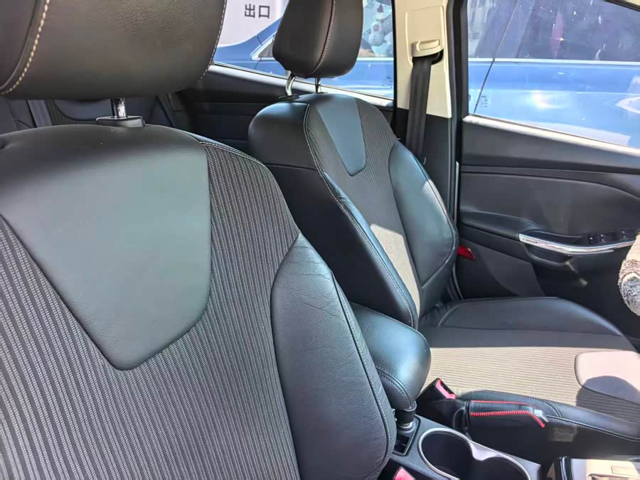 Ford Focus 2013 car image #20