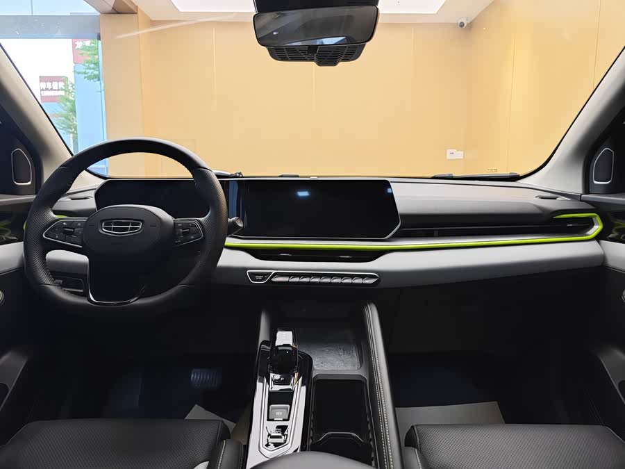 GEELY Coolray 2022 #20 GEELY Coolray 2022 car image #20