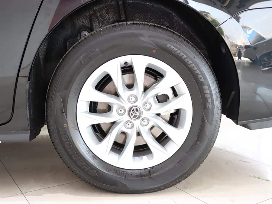 Toyota Granvia 2025 car image #20