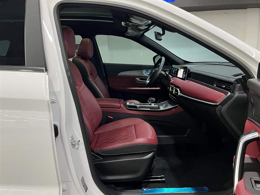 Jetour X70 PLUS 2025 #20 Jetour X70 PLUS 2025 car image #20