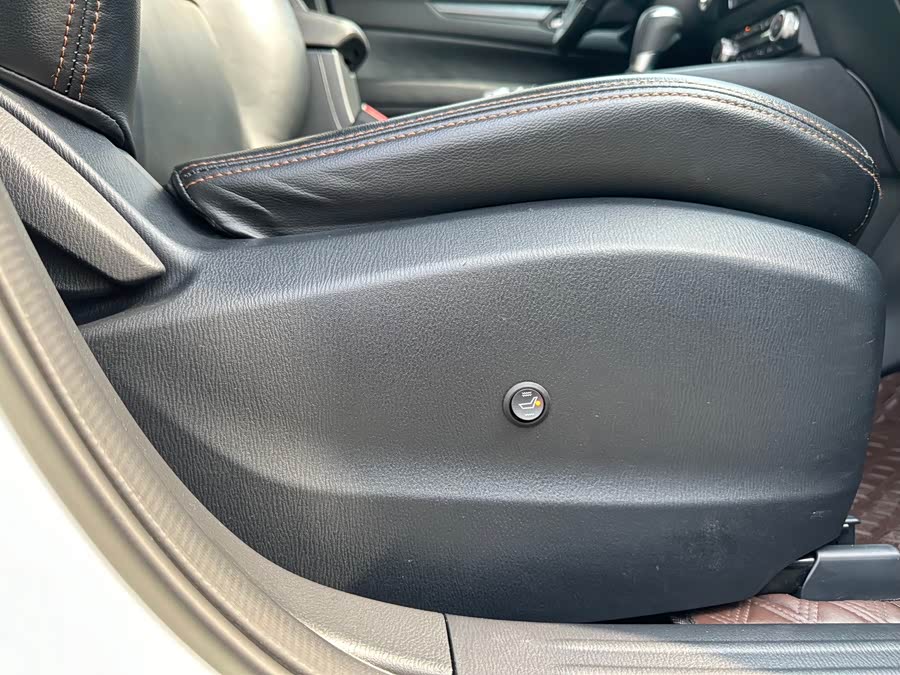 Mazda CX-5 2023 car image #20