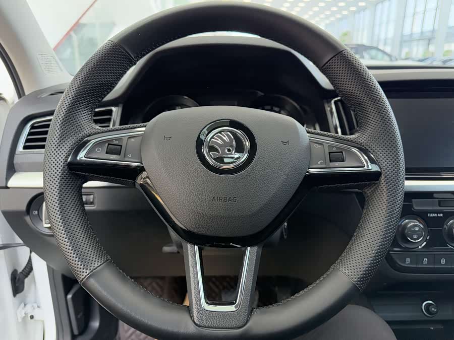 Skoda Kamiq 2021 изображение автомобиля #20