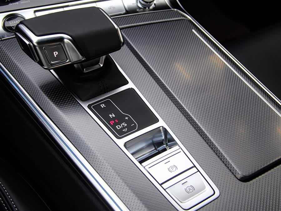Audi A6L 2025 #20 Audi A6L 2025 car image #20