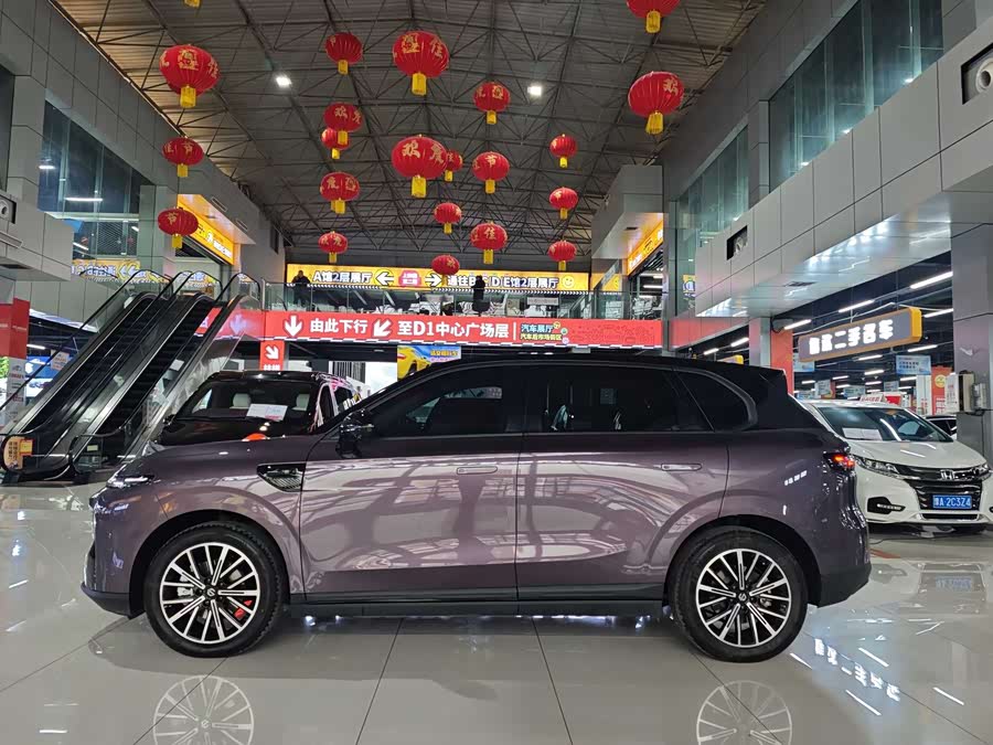 零跑汽车 零跑B10 2025 汽车图片 #20