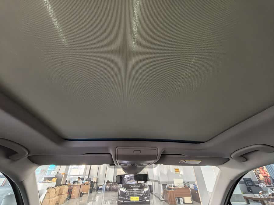 Volkswagen Tiguan L 2022 immagine di auto #20