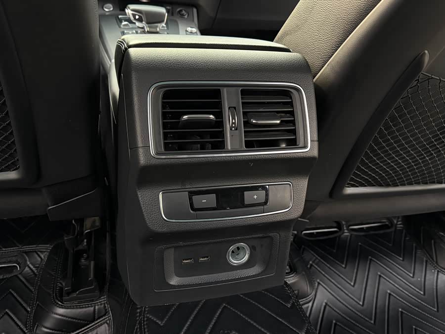 Audi Q5L 2020 صورة سيارة #20