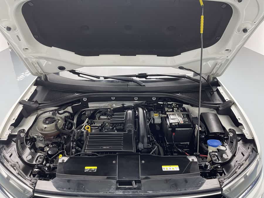 Volkswagen T-Roc 2022 car image #20