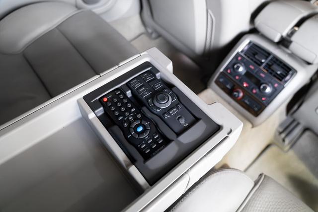 Audi S8 2008 #20 Audi S8 2008 car image #20