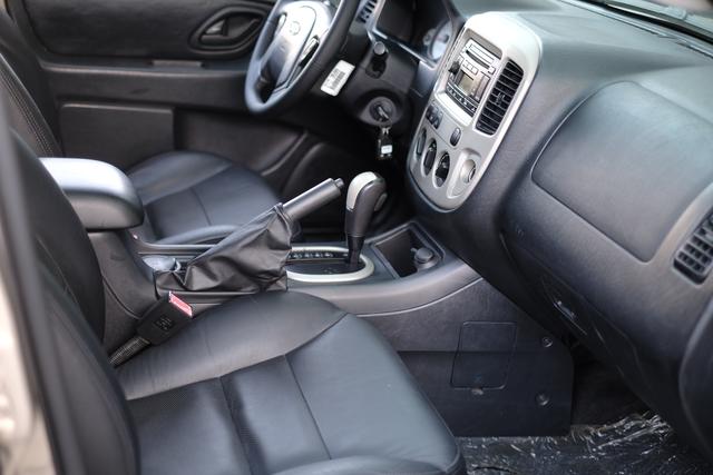 Ford Escape (Imported) 2007 #20 Ford Escape (Imported) 2007 car image #20