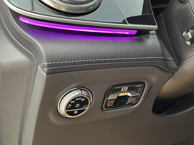 Mercedes-Benz EQS SUV 2025 car image #20