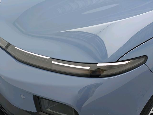 零跑汽车 零跑B01 2025 汽车图片 #20