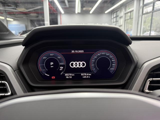 Audi Q5 e-tron 2023 immagine di auto #20