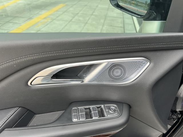 HongQi HQ9 2023 car image #20