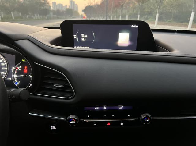 Mazda CX-30 EV 2021 image de voiture #20