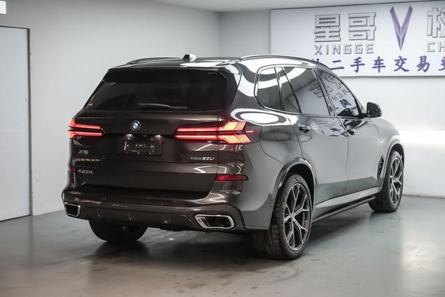 BMW X5 2023 car image #20