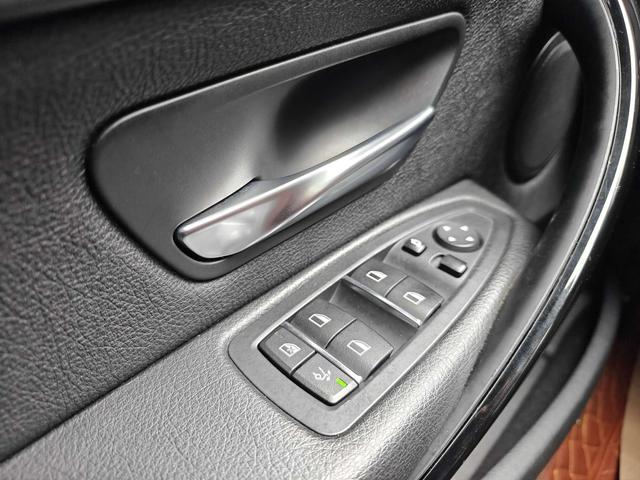 BMW 3 Series GT 2018 #20 BMW 3 Series GT 2018 immagine di auto #20