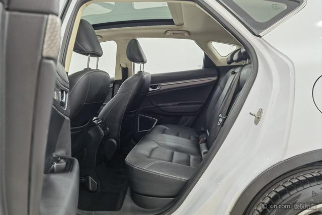 GEELY Emgrand GS 2018 car image #20