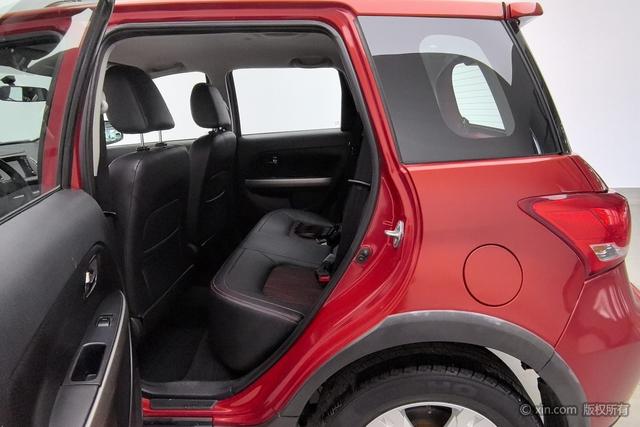 Great Wall M4 2013 صورة سيارة #20