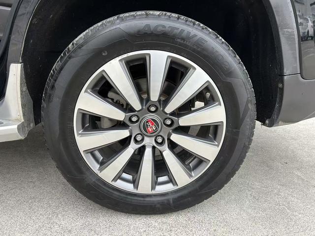 Roewe RX8 2018 image de voiture #20